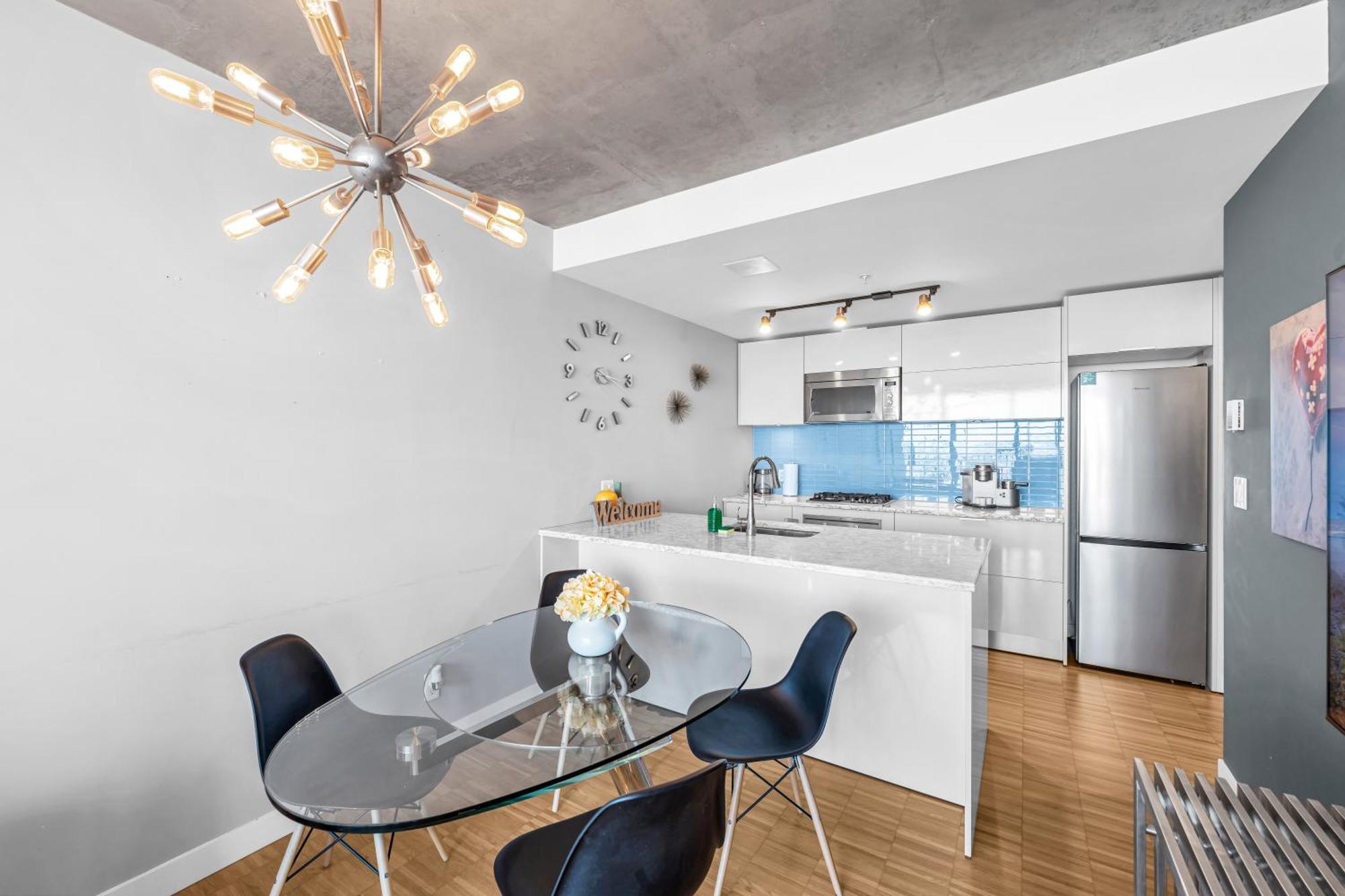 Water Views, 40Th Floor Sub-Penthouse! Entire Condo In The Heart Of Vancouver City Centre Exterior foto